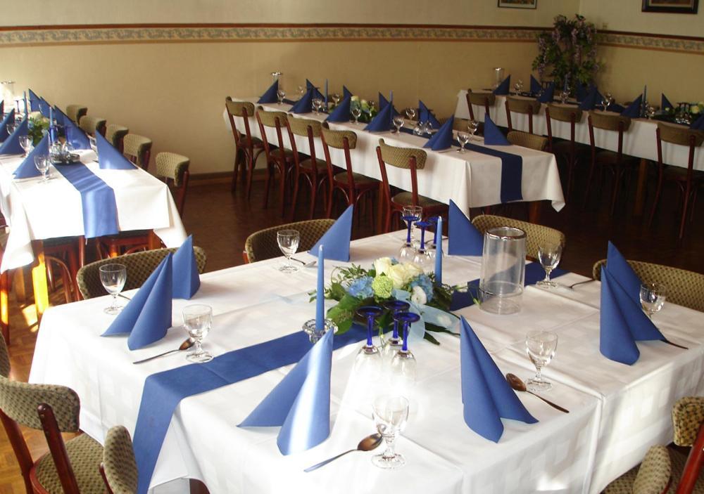 Landgasthaus Hoffmeister Hehlen エクステリア 写真